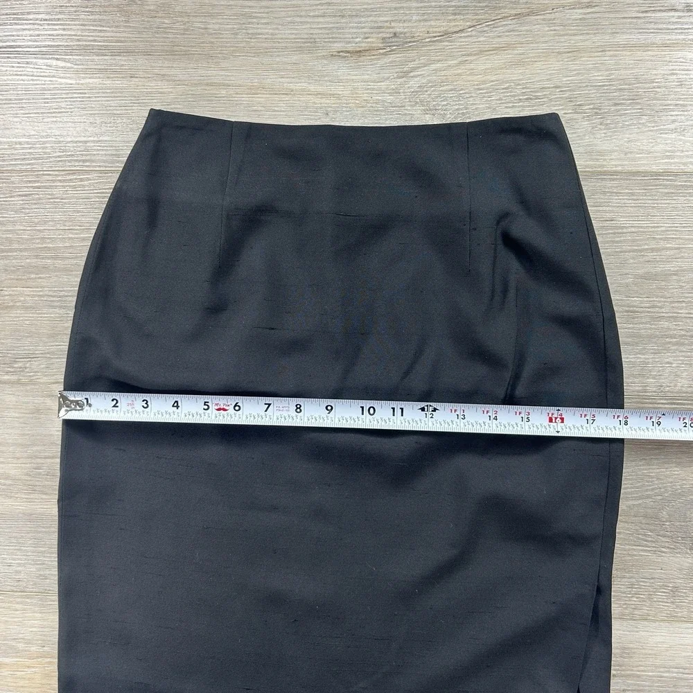 Burberry London‎ Women's 44 (10/12) Black Silk Textured Pencil Skirt Officecore